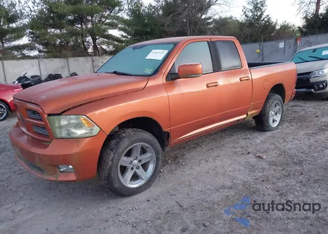 2010 Dodge Ram 1500 Slt/Sport/Trx z USA, uszkodzony, nr VIN 1D7RV1GT0AS193809